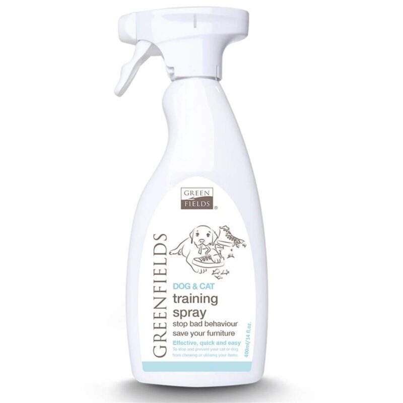 Green Fields Kemirme Önleyici Sprey 400ml Eğitim Spreyi, köpeğinizi veya kedinizi eğitmek için özel olarak geliştirilmiştir. Köpeğinizin veya kedinizin mobilyalarınız, ayakkabılarınız veya sizin için değerli diğer eşyalarınızı çiğnemesini önler. Bu nedenle, evcil hayvanınızın istemediğiniz yerlere uzanmasını önler. Eğitim Spreyi hem iç hem de dış mekan kullanımı için uygundur. İstenmeyen davranışı önlemeye yardımcı olur Köpeğinizi veya kedinizi eğitmeye yardımcı olur Kullanımı kolay Köpek eğitimi için ideal Evcil hayvanınız için zararlı yan etkisi yoktur Talimatlar: Eğitim Spreyi bir beze püskürtün ve evcil hayvanların kemirebileceği mobilyaların üzerine yerleştirin. Kirlenmiş bir alan ise, önce bu bölgeyi Greenfields'den gelen Leke ve Koku Spreyi ile temizlemek gerekir. Kuruduktan sonra, Eğitim Spreyi kirli alanın üzerine ve çevresine uygulayın. Şüphe duyduğunuzda, her zaman önce renk bozulmasına neden olan bir yeri test edin.