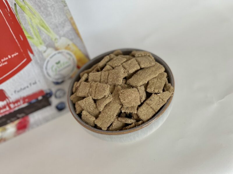 SUNDAYPETS BEEF ADULT DOG S/M BREED 1,3 KG